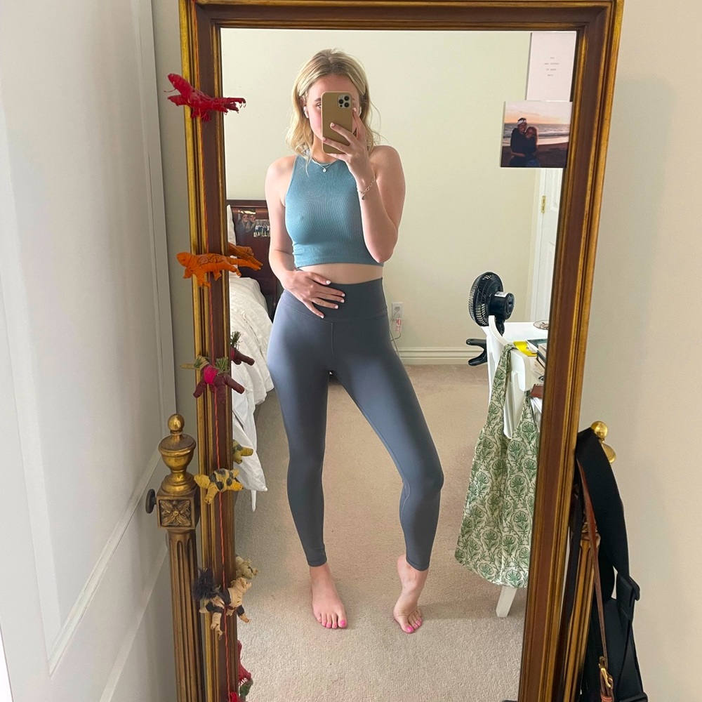 Purple leggings!!